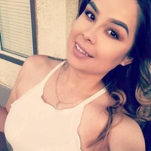 Meet your Posher, Valerie